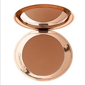 Charlotte Tilbury Airbrush Matte Bronzer Tan